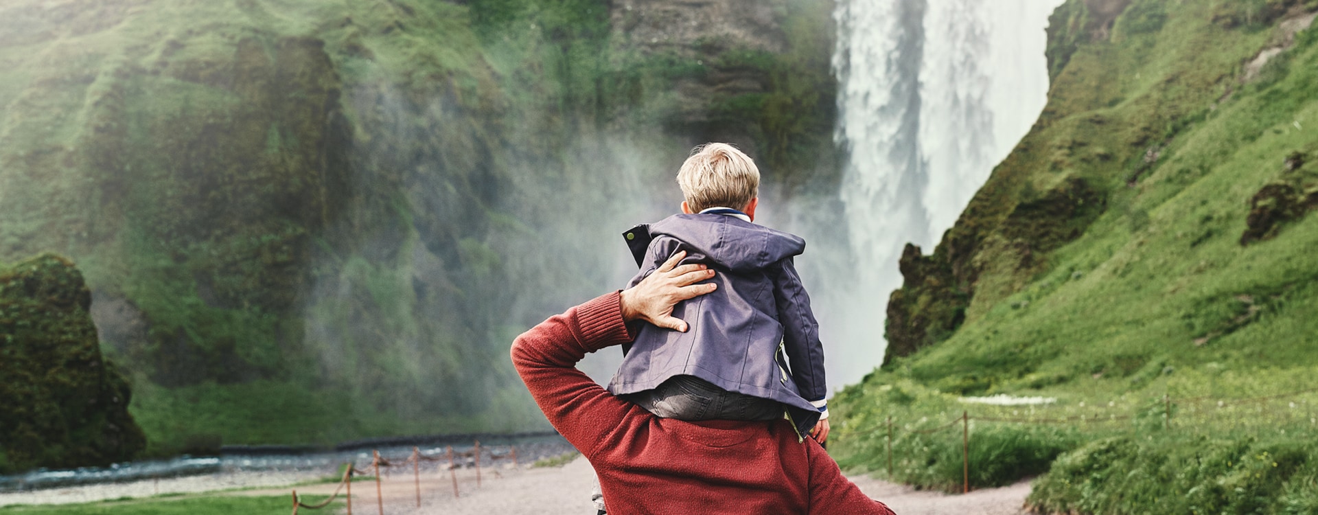 HellensteinStrom aqua  - Familie Wasserfall Landschaft