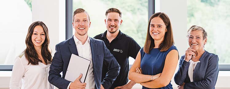 Gruppenbild Mitarbeiter der Stadtwerke Heidenheim AG - Unternehmensgruppe 